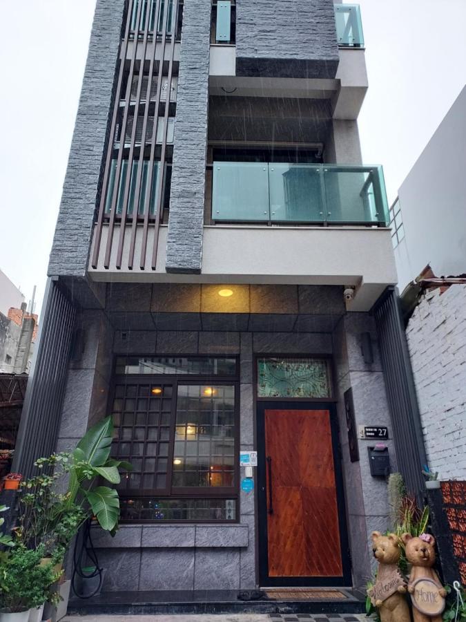 Youngnn Hostel Lukang Bagian luar foto