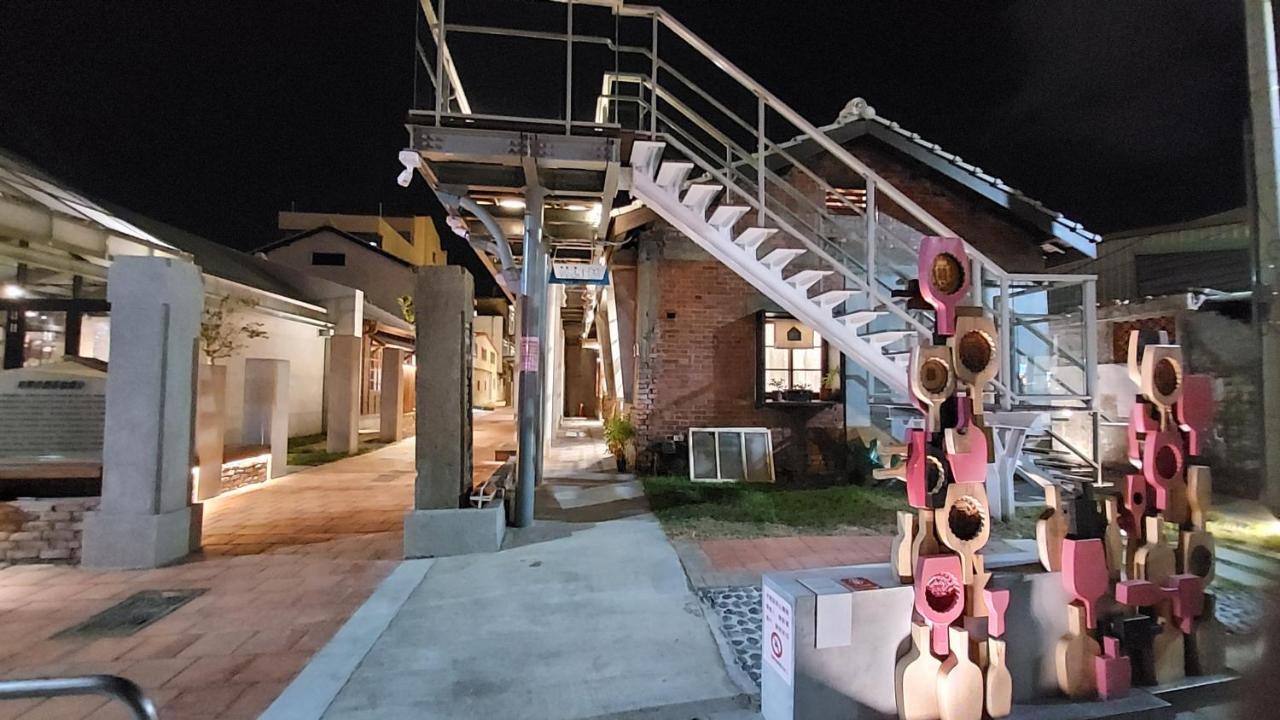 Youngnn Hostel Lukang Bagian luar foto